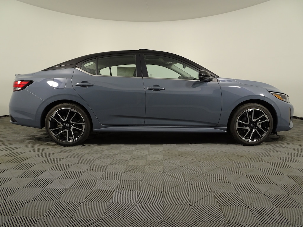 New 2025 Nissan Sentra SR Sedan