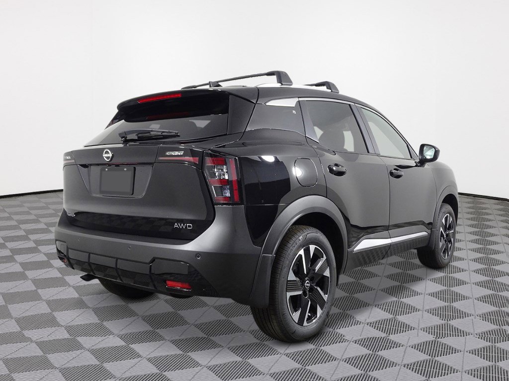 2026 Nissan Kicks SV photo 3