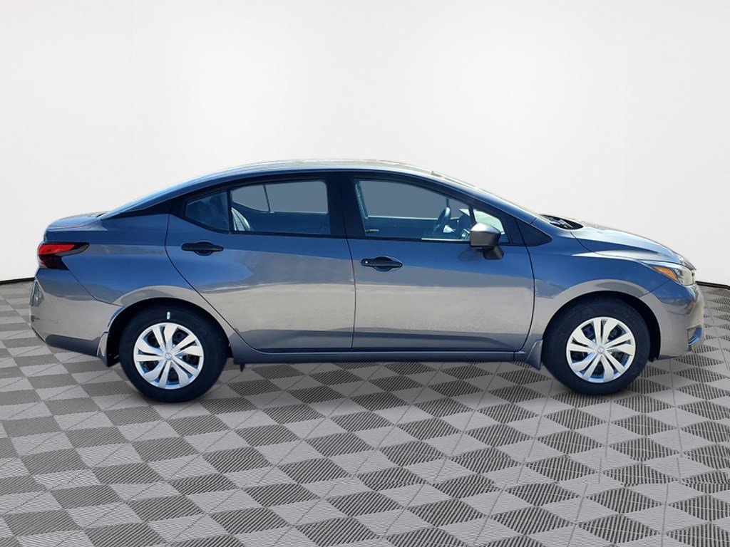 New 2025 Nissan Versa 1.6 S Sedan