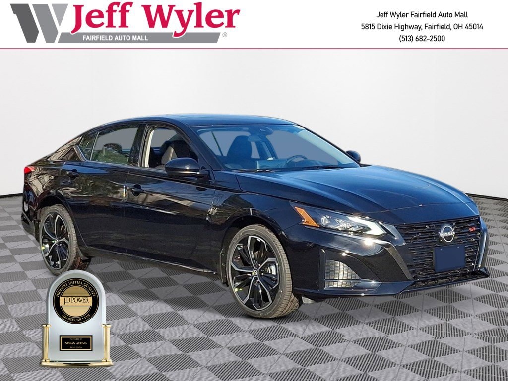 New 2025 Nissan Altima SR Sedan