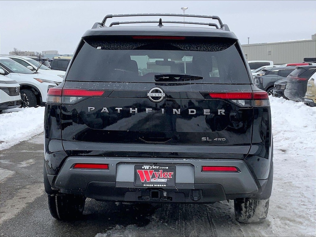 New 2026 Nissan Pathfinder SL SUV