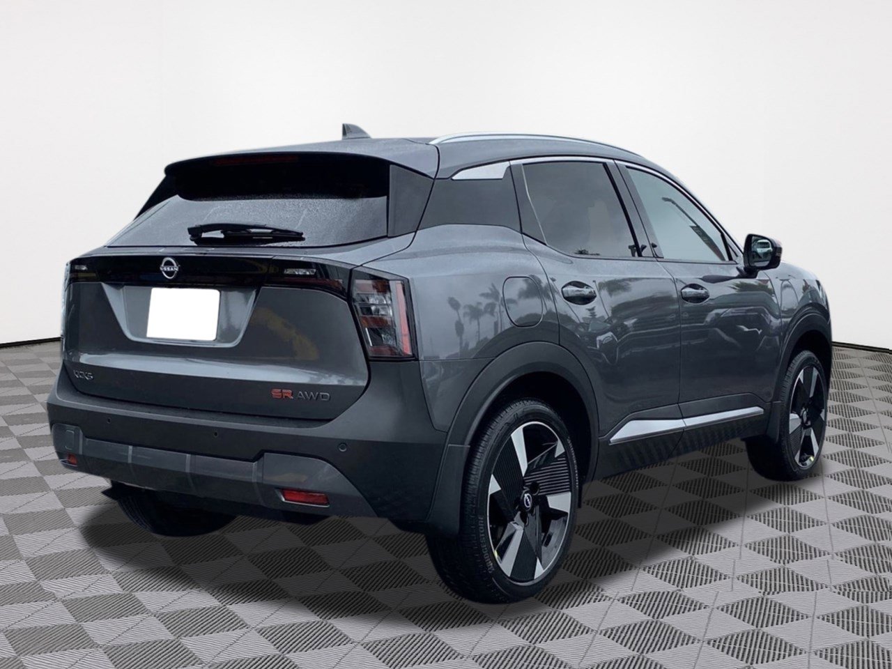 2026 Nissan Kicks SR photo 2