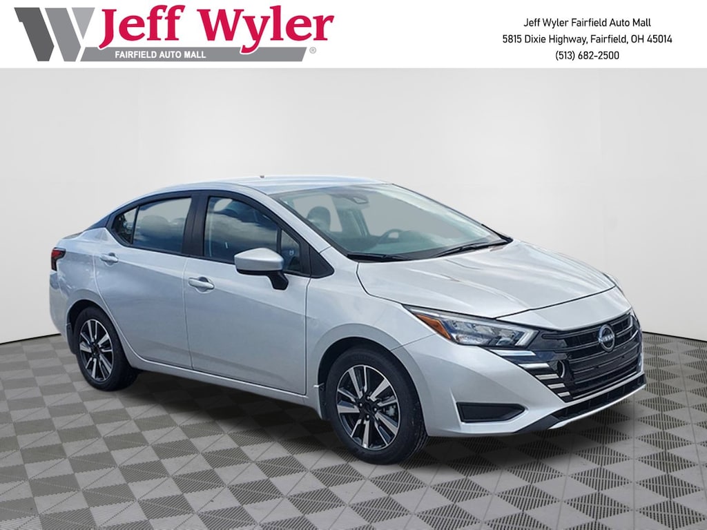 New 2025 Nissan Versa 1.6 SV Sedan