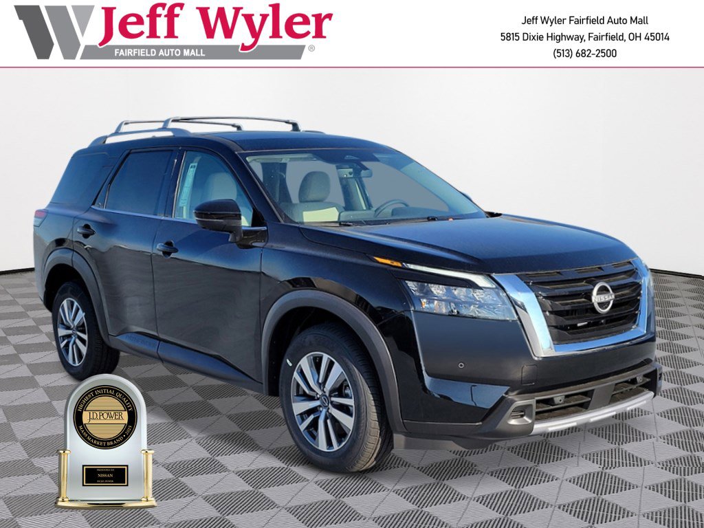 2025 Nissan Pathfinder SL's photo