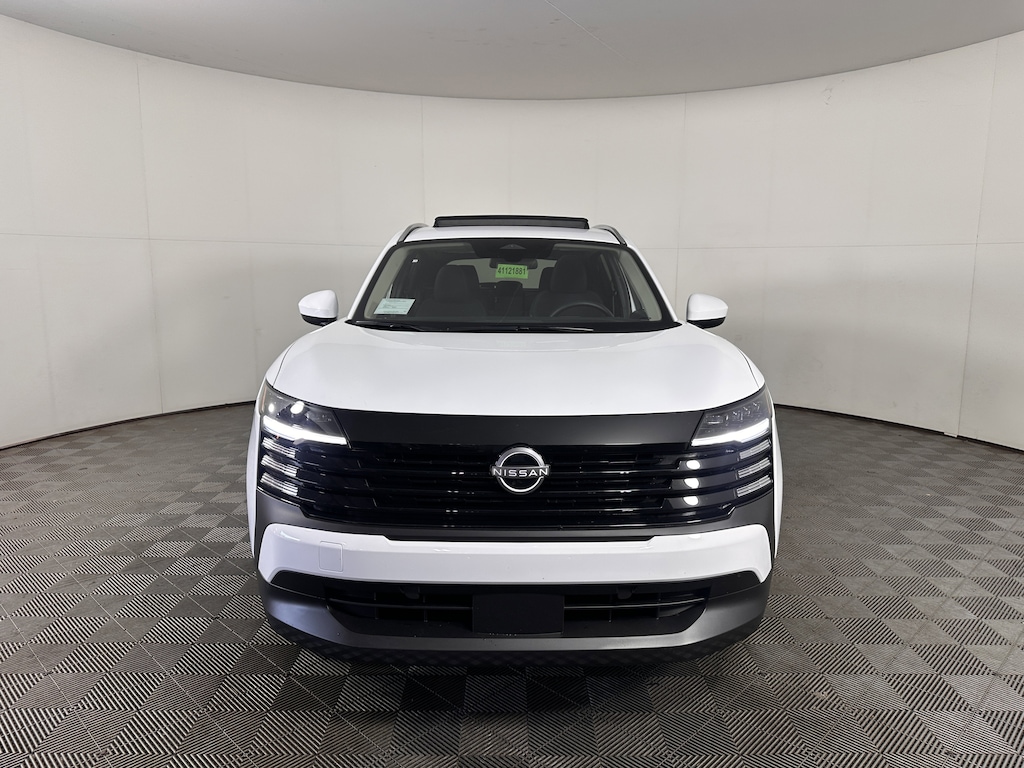 New 2025 Nissan Kicks SV SUV