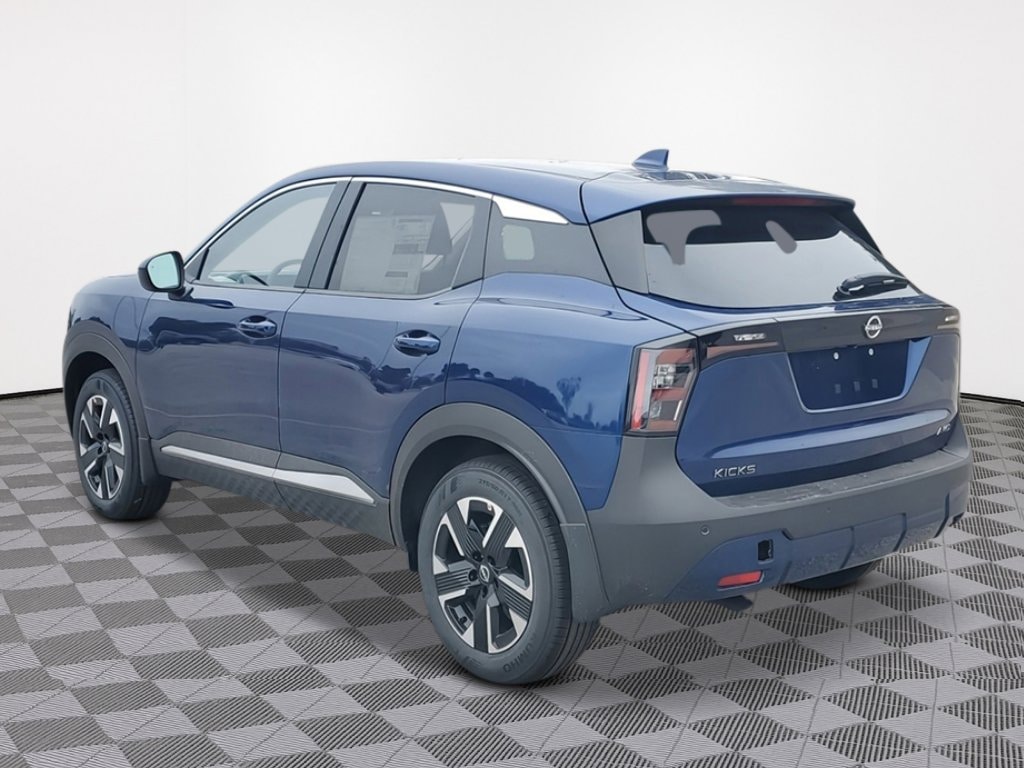 New 2025 Nissan Kicks SV SUV