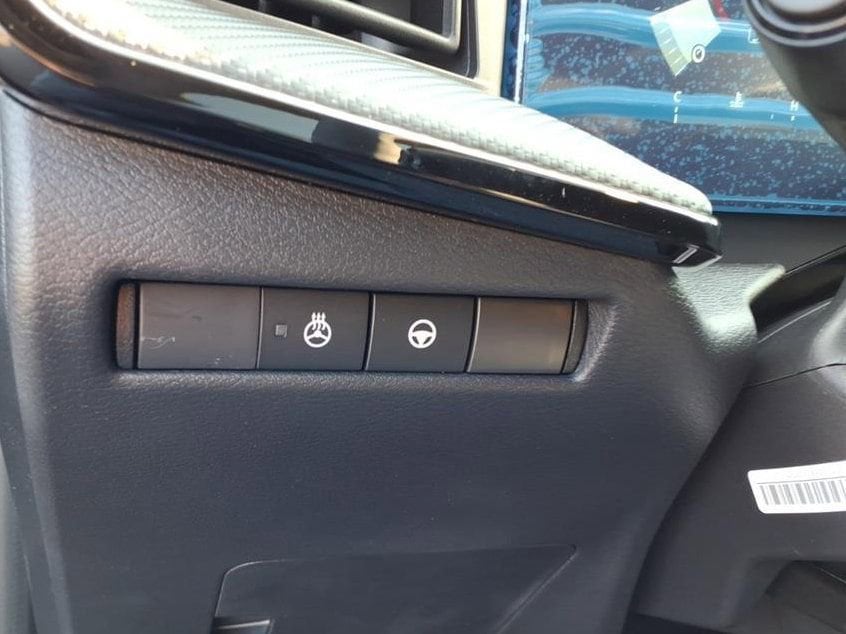 2026 Nissan KICKS SR AWD - Photo 17