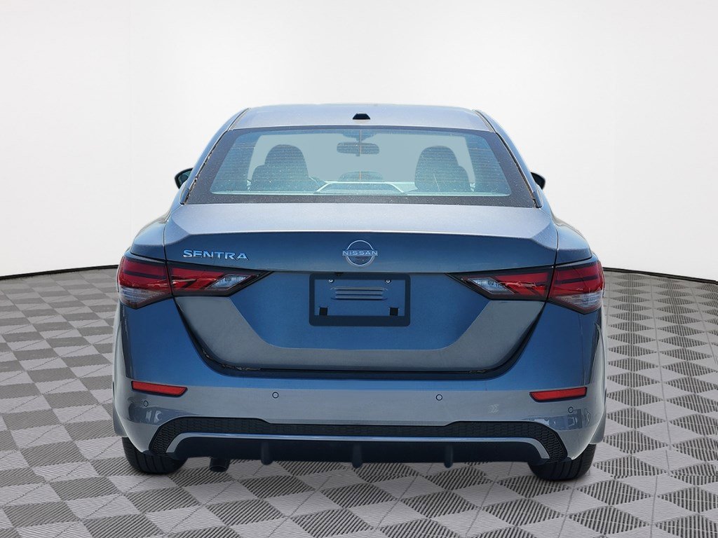 2025 Nissan Sentra SV photo 4