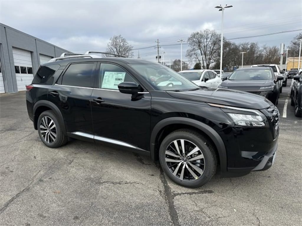 New 2025 Nissan Pathfinder Platinum SUV