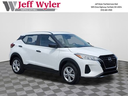 2024 Nissan Kicks S SUV