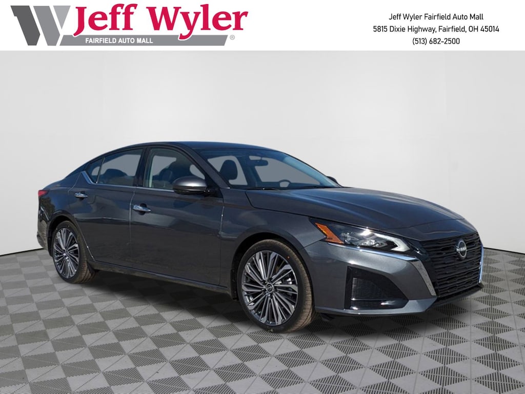 New 2025 Nissan Altima SL Sedan