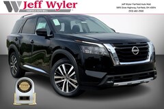 2025 Nissan Pathfinder Platinum SUV