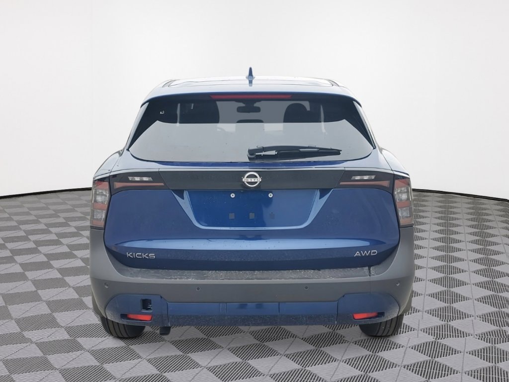 New 2025 Nissan Kicks SV SUV
