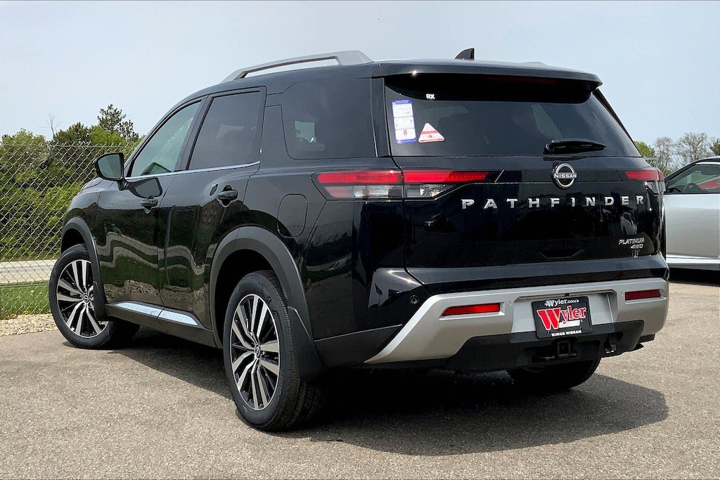 New 2025 Nissan Pathfinder Platinum SUV