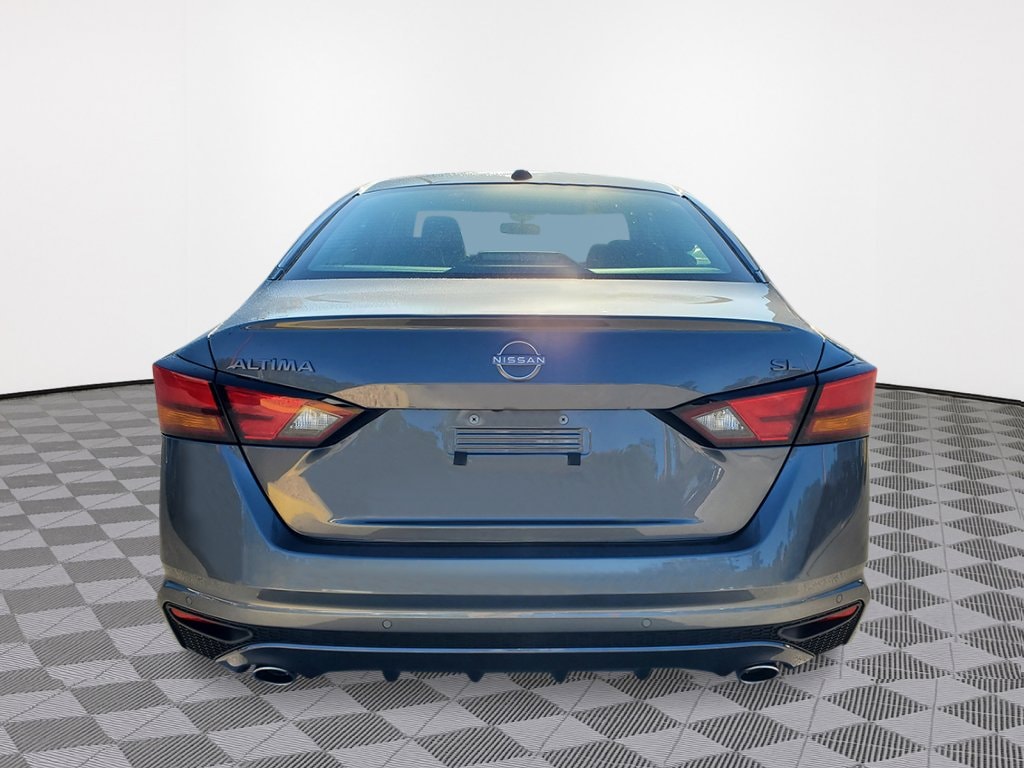 New 2025 Nissan Altima SL Sedan