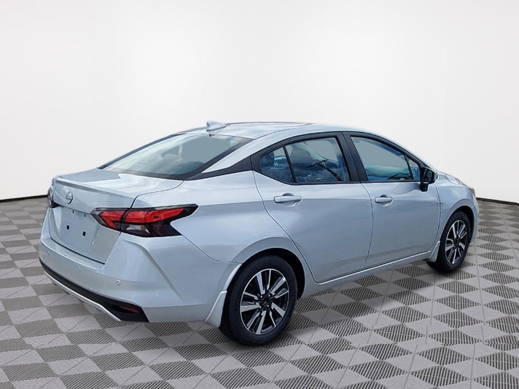 New 2025 Nissan Versa 1.6 SV Sedan