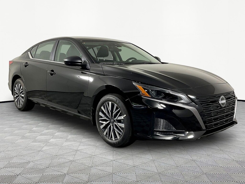New 2026 Nissan Altima SV Sedan