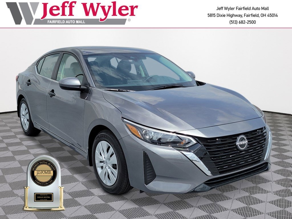 2025 Nissan Sentra S's photo