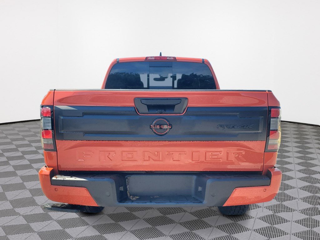 2025 Nissan Frontier PRO-4X photo 4