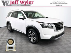 2025 Nissan Pathfinder Platinum SUV