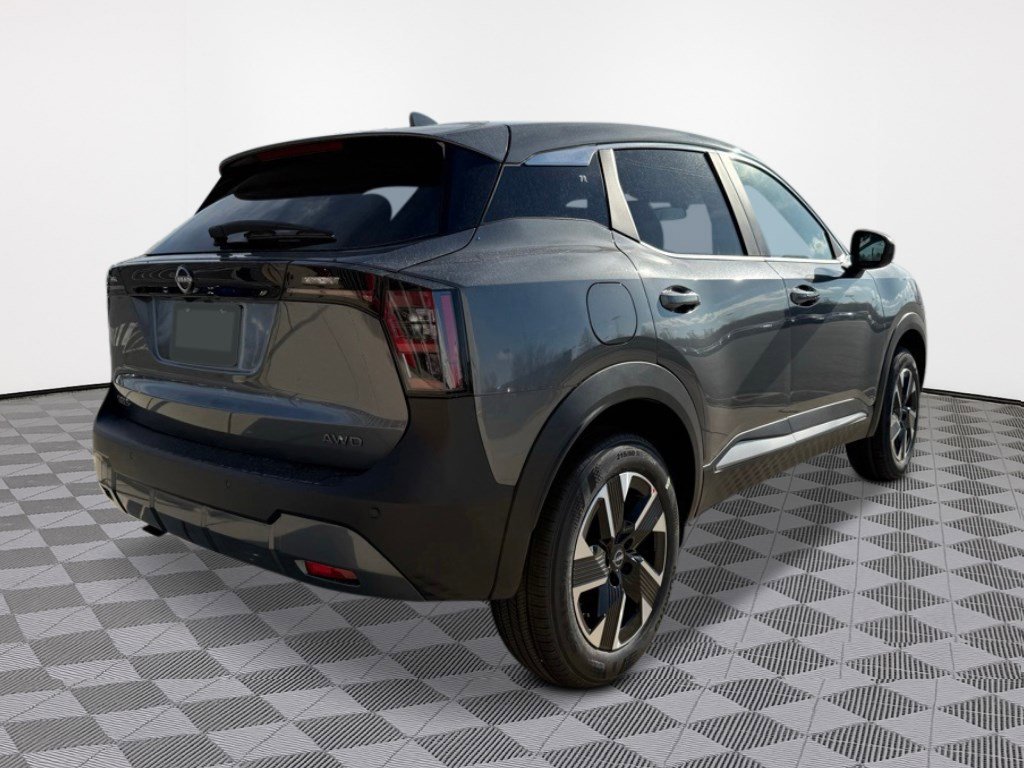 2026 Nissan Kicks SV photo 2