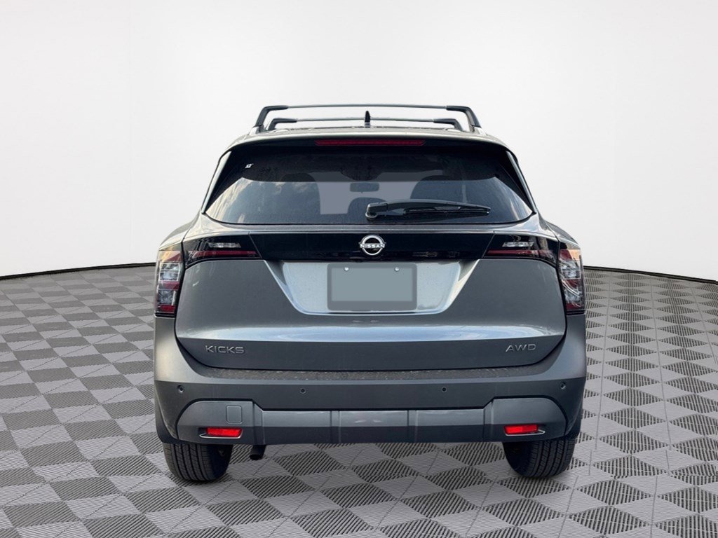 2026 Nissan Kicks SV photo 4