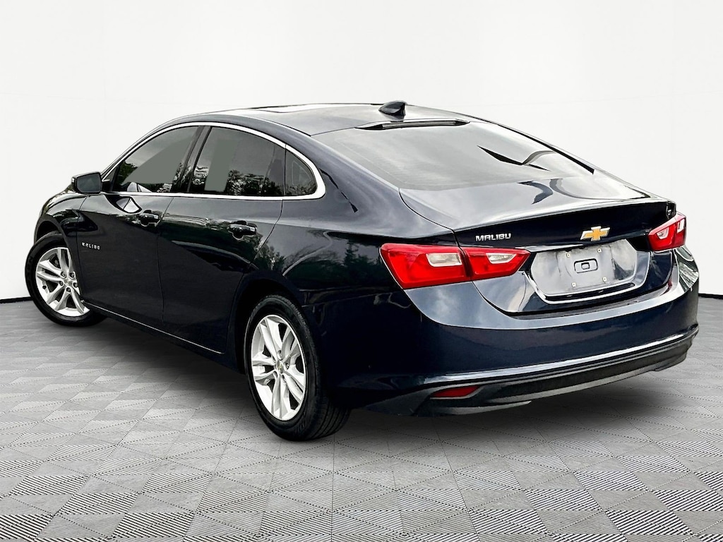 Used 2016 Chevrolet Malibu LT w/1LT Sedan