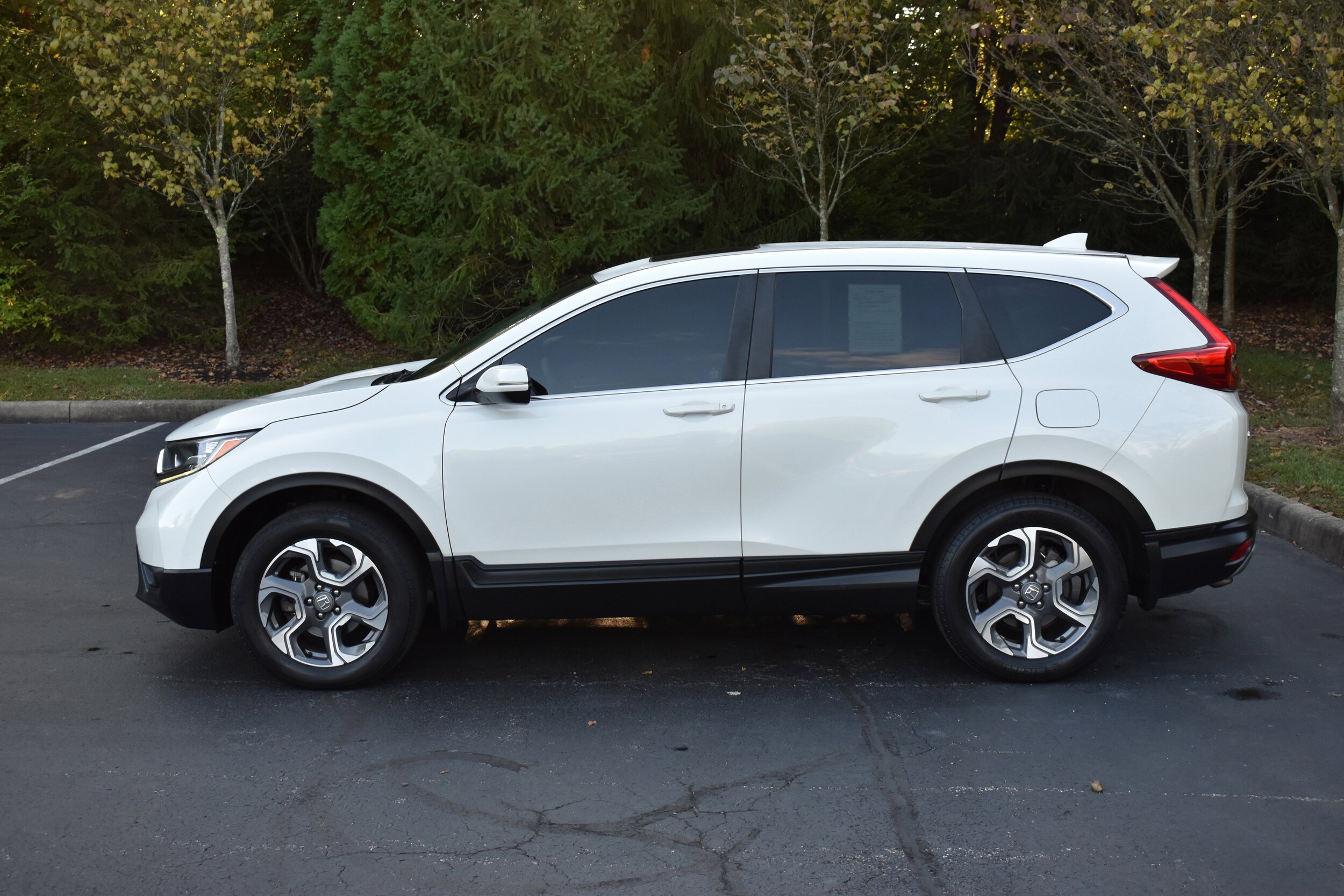 2017 Honda CR-V EX photo 4