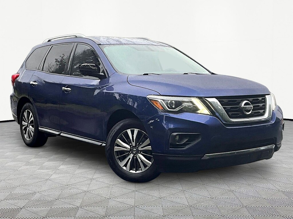 Used 2019 Nissan Pathfinder SV SUV
