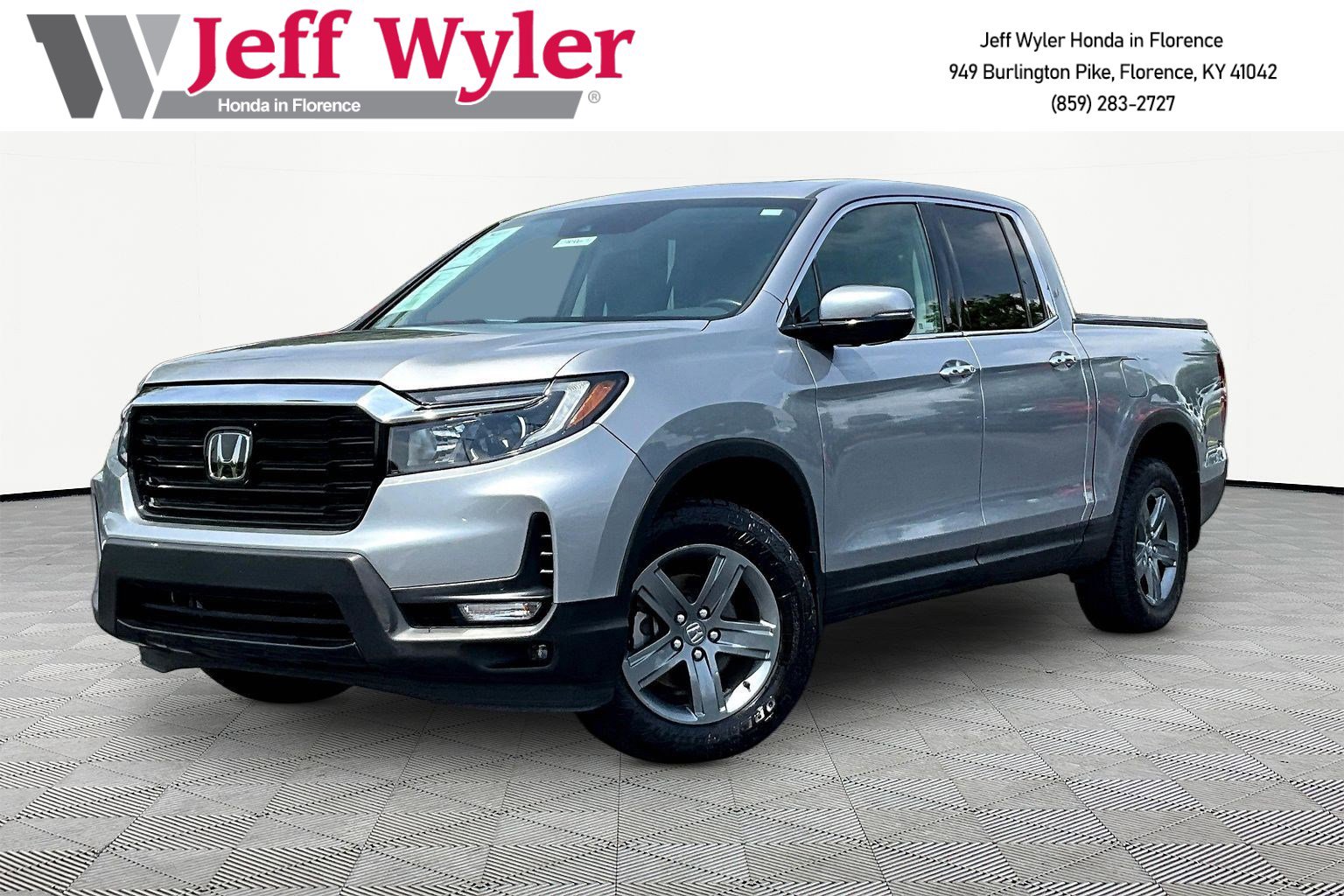 2023 Honda Ridgeline RTL-E AWD's photo