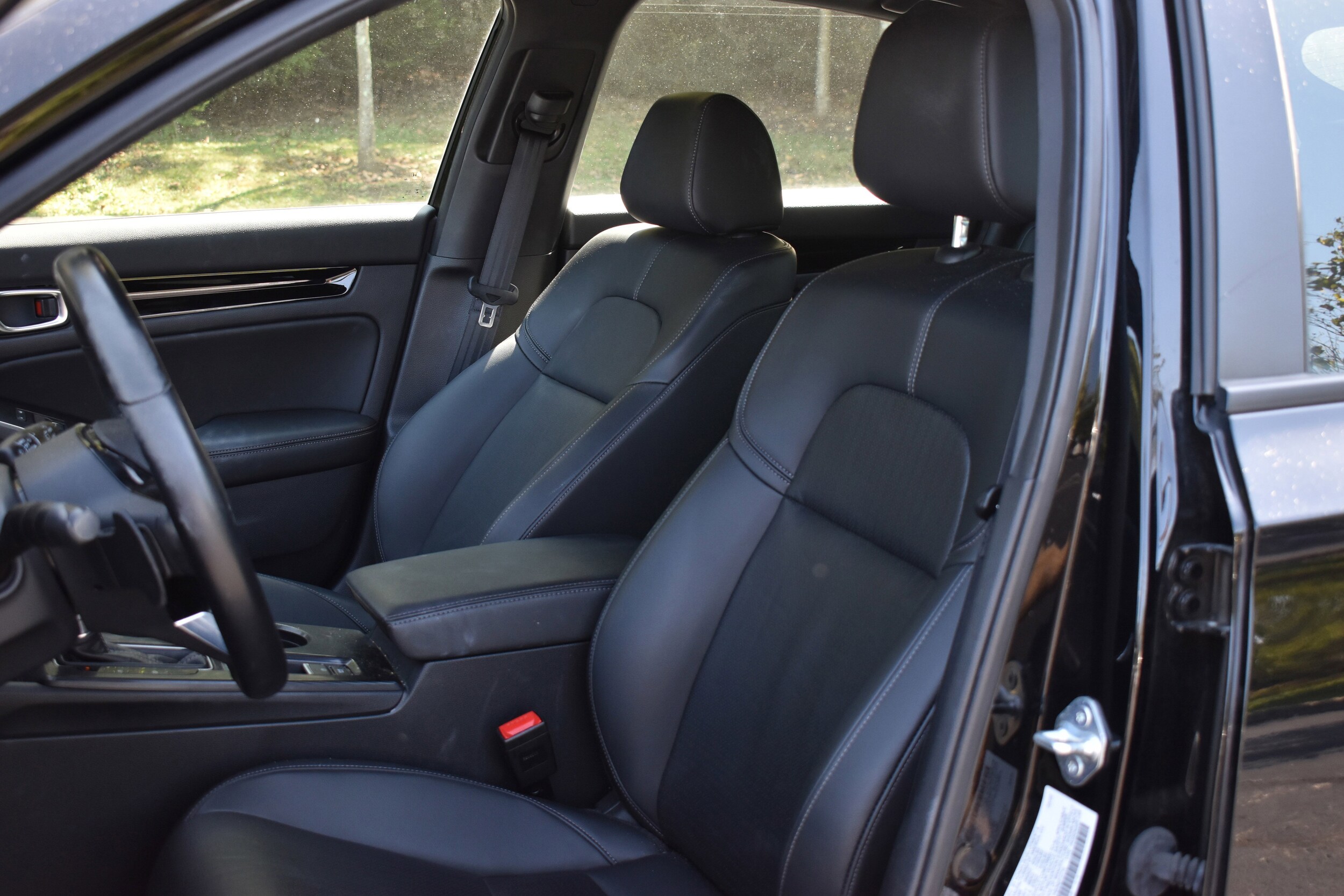 2022 Honda Civic Sport Touring Hatchback photo 3