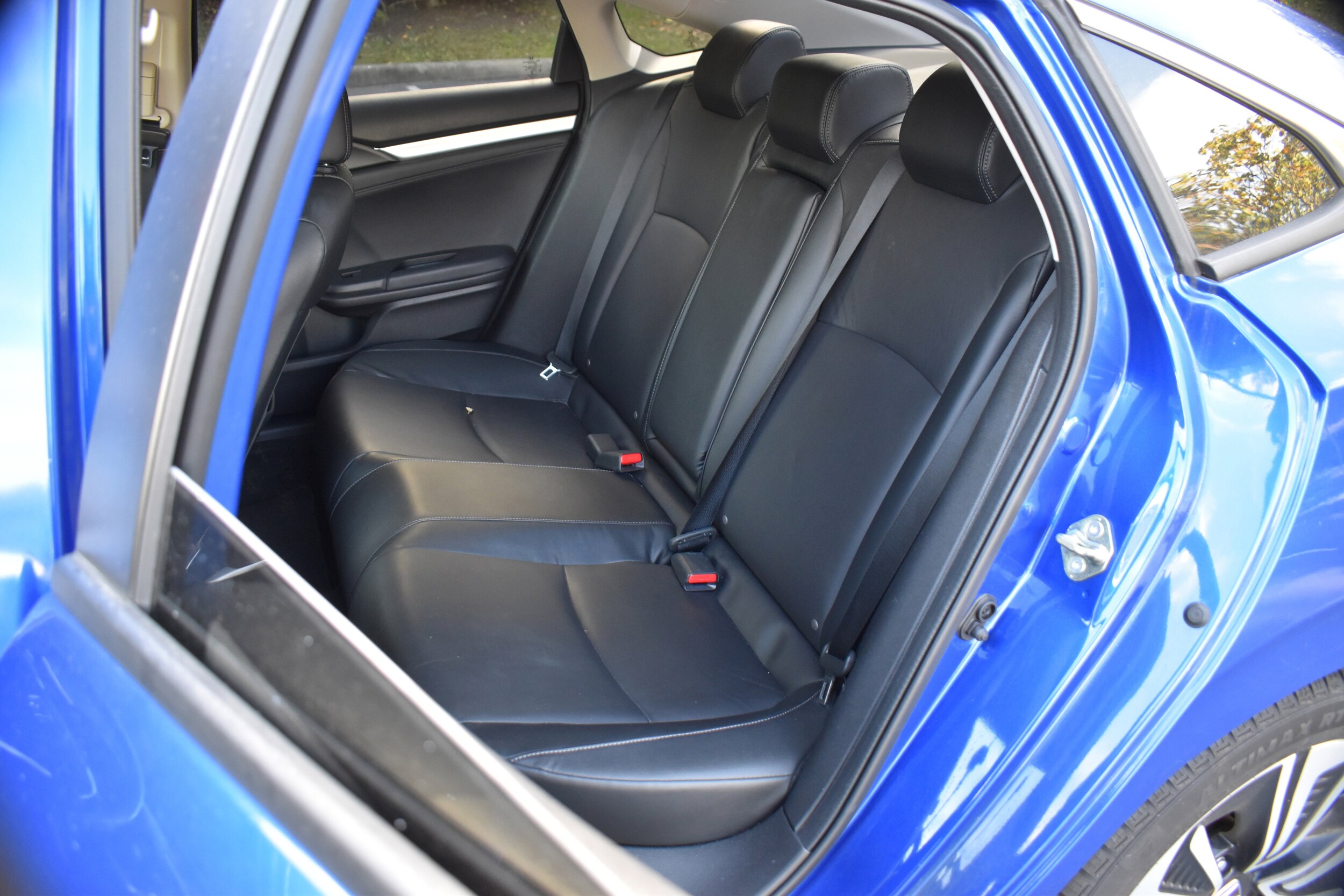 2017 Honda Civic EX-L photo 4