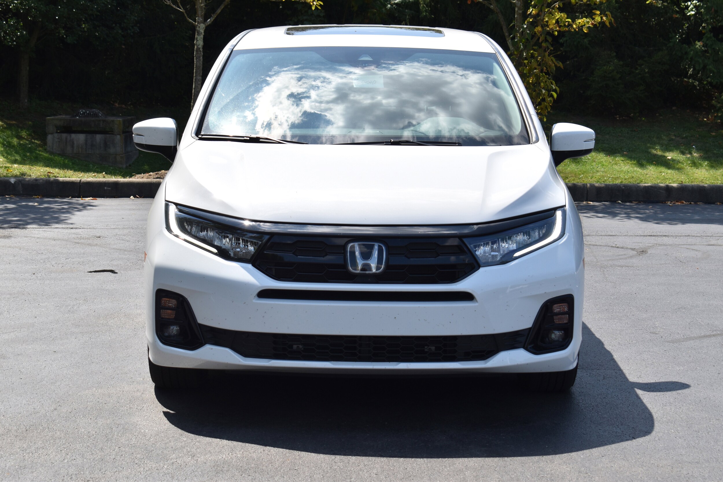 2025 Honda Odyssey Elite photo 2