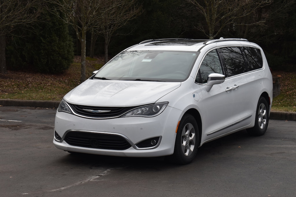 Used 2018 Chrysler Pacifica Hybrid Limited Van Passenger Van