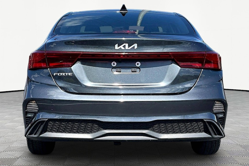 Used 2023 Kia Forte LXS Sedan