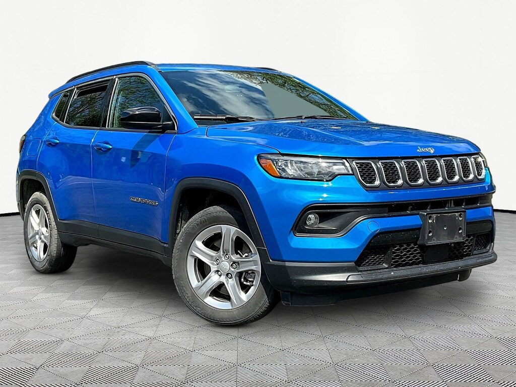 Used 2024 Jeep Compass Latitude SUV