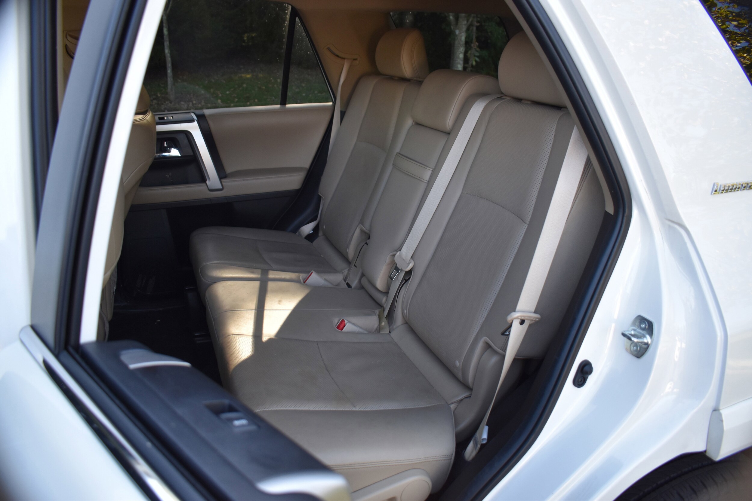 2018 Toyota 4Runner Limited photo 3