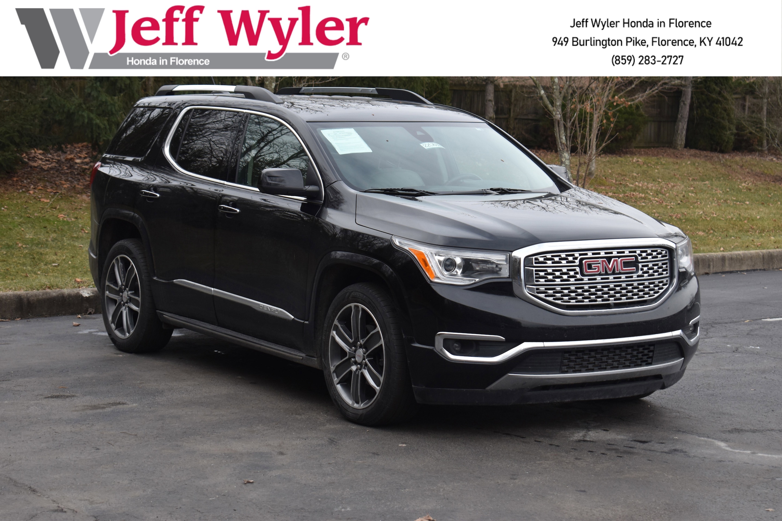 2017 GMC Acadia Denali's photo