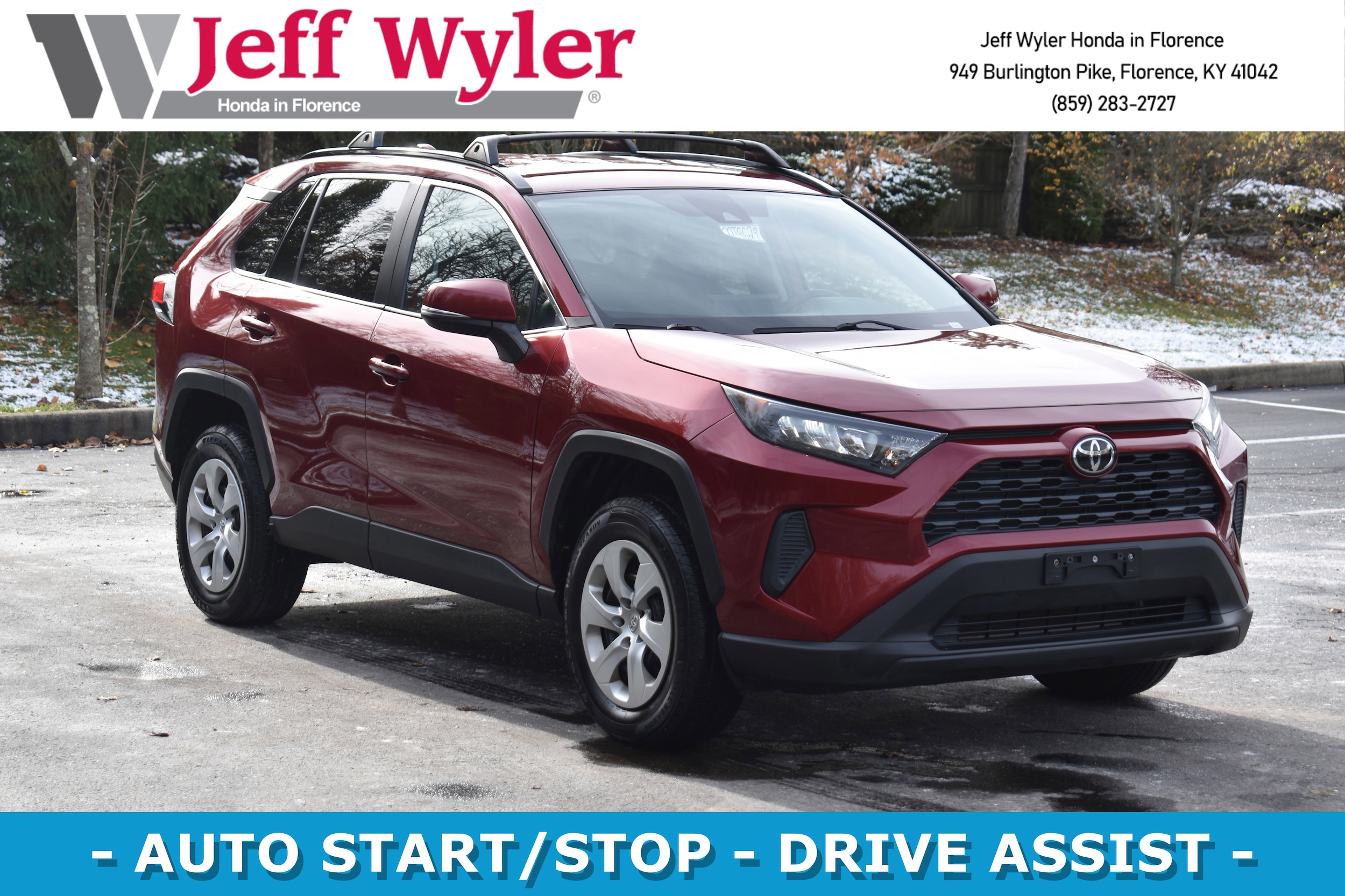2019 Toyota RAV4 LE's photo