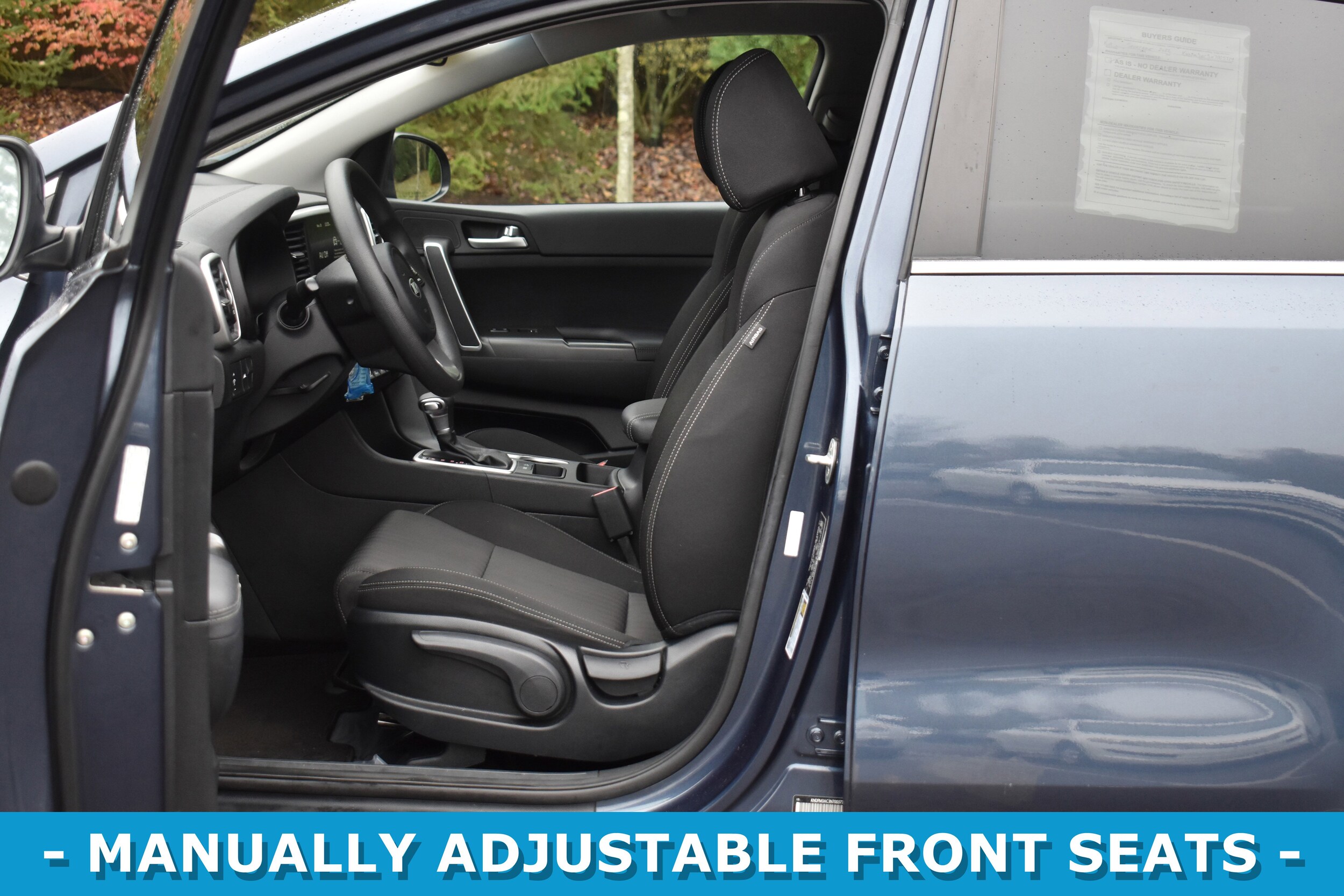 2022 Kia Sportage LX photo 3