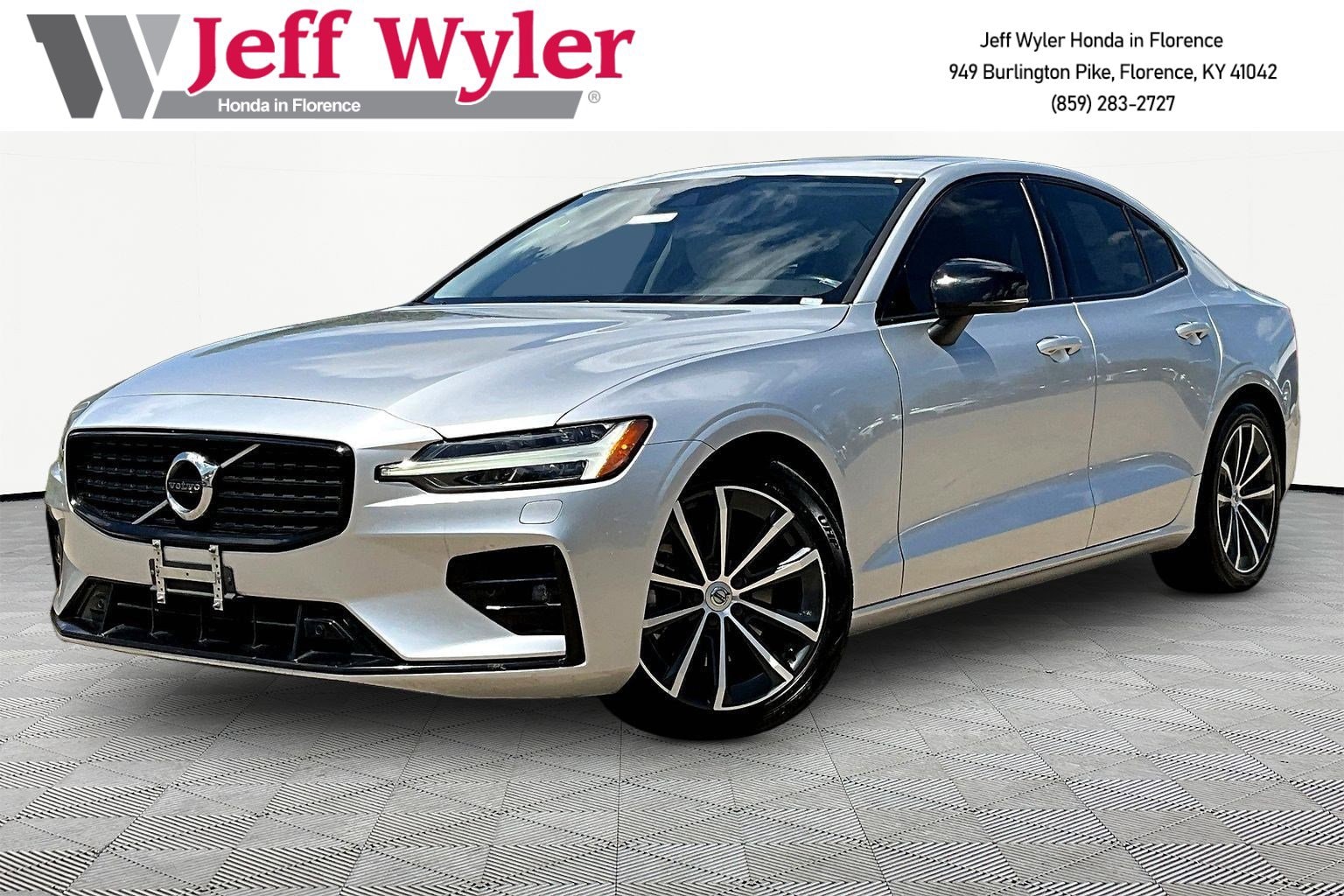 2022 Volvo S60