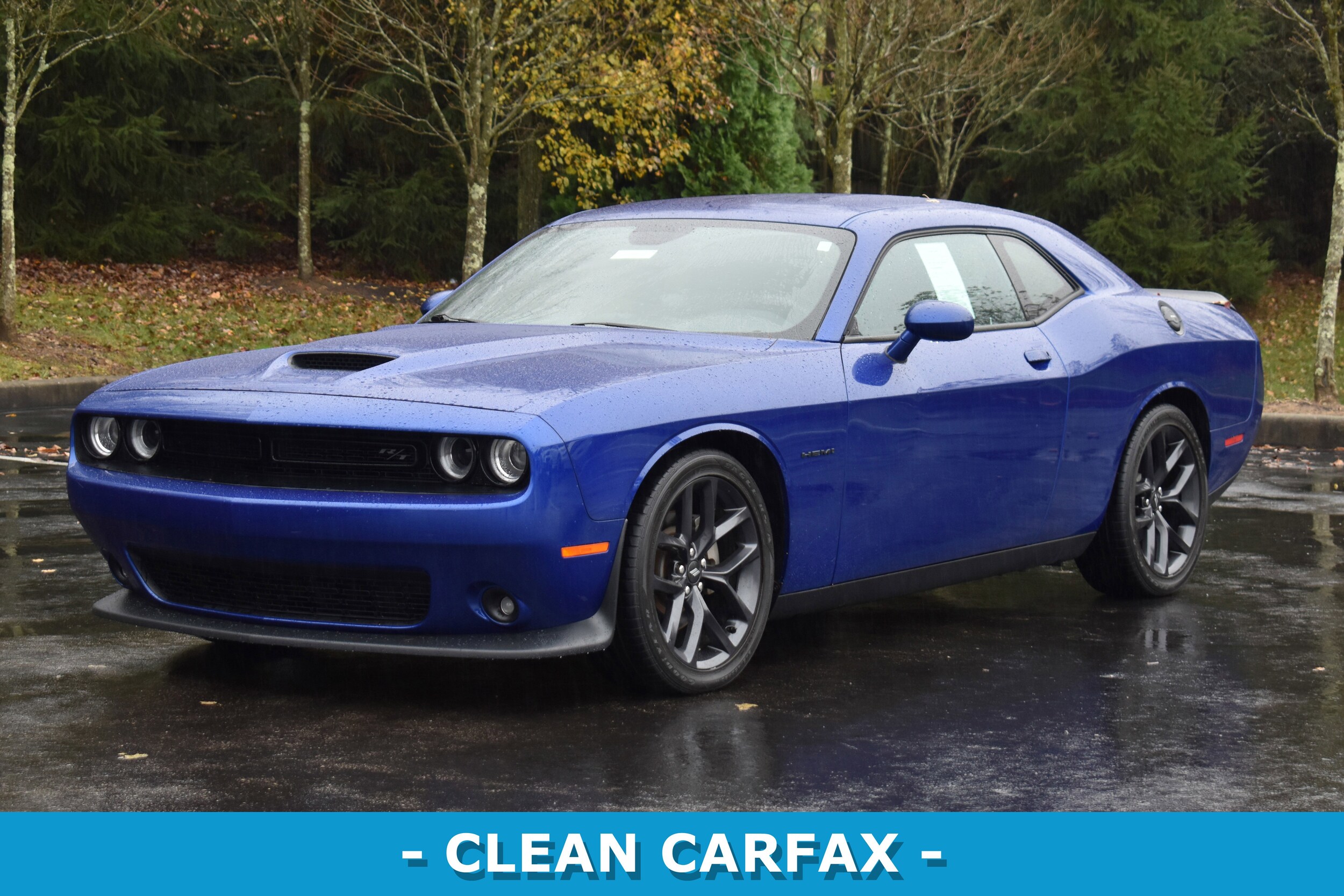 2021 Dodge Challenger R/T photo 3