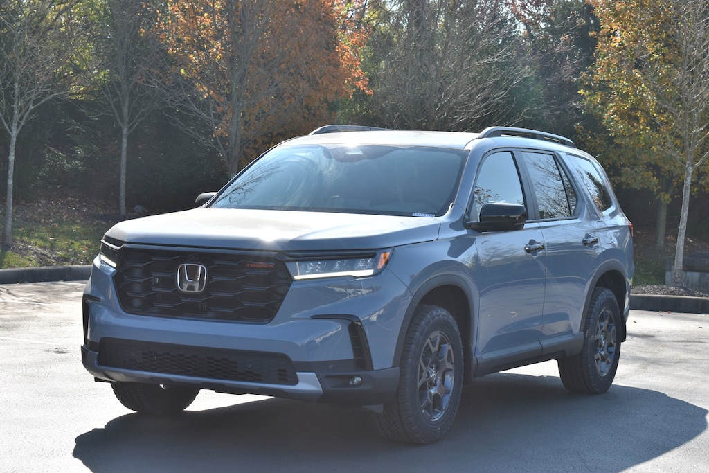 New 2025 Honda Pilot TrailSport SUV