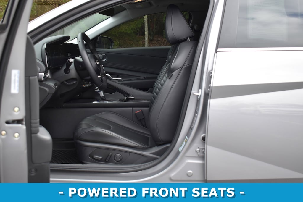 Used 2025 Hyundai Elantra Limited Sedan