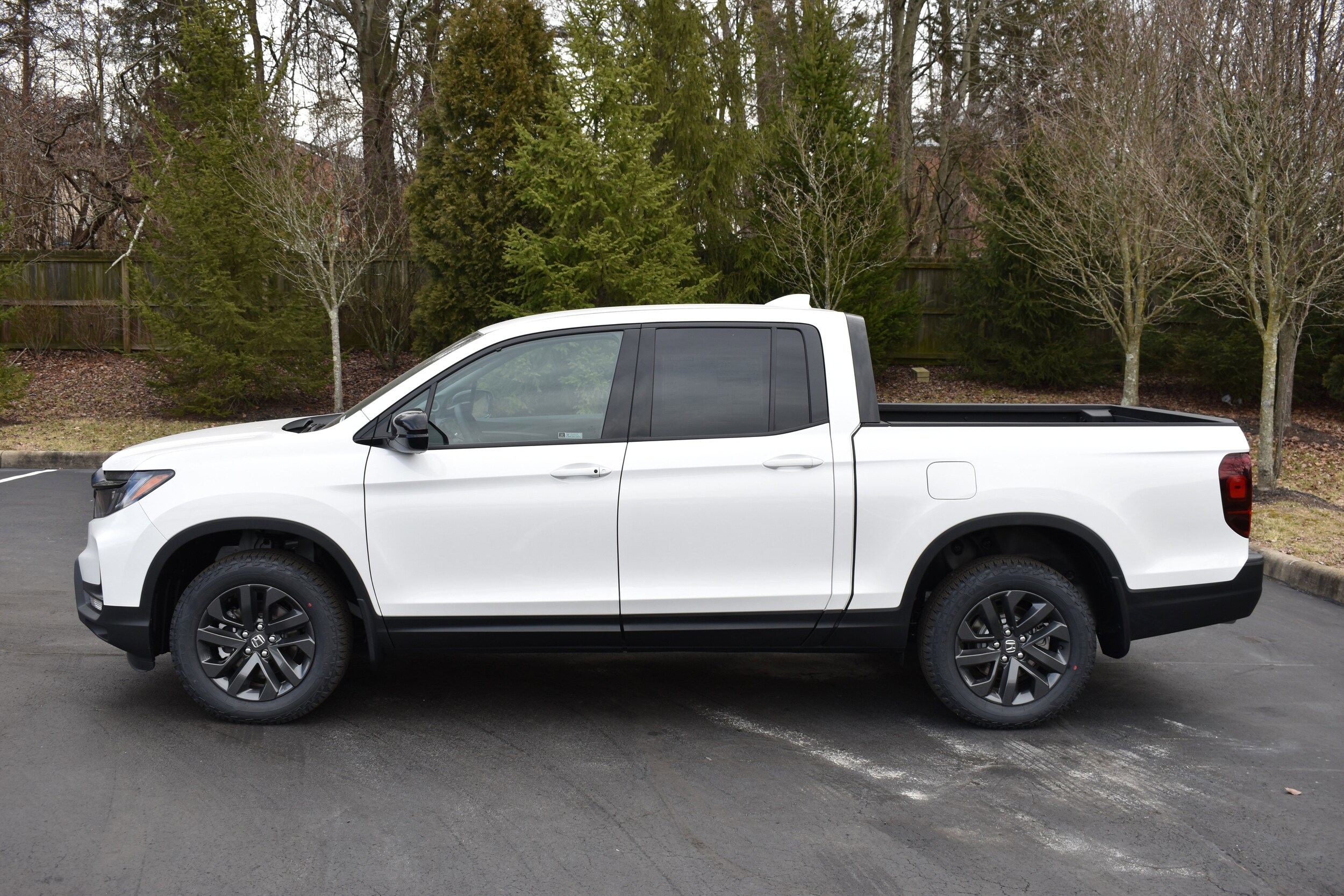2025 Honda Ridgeline Sport photo 4