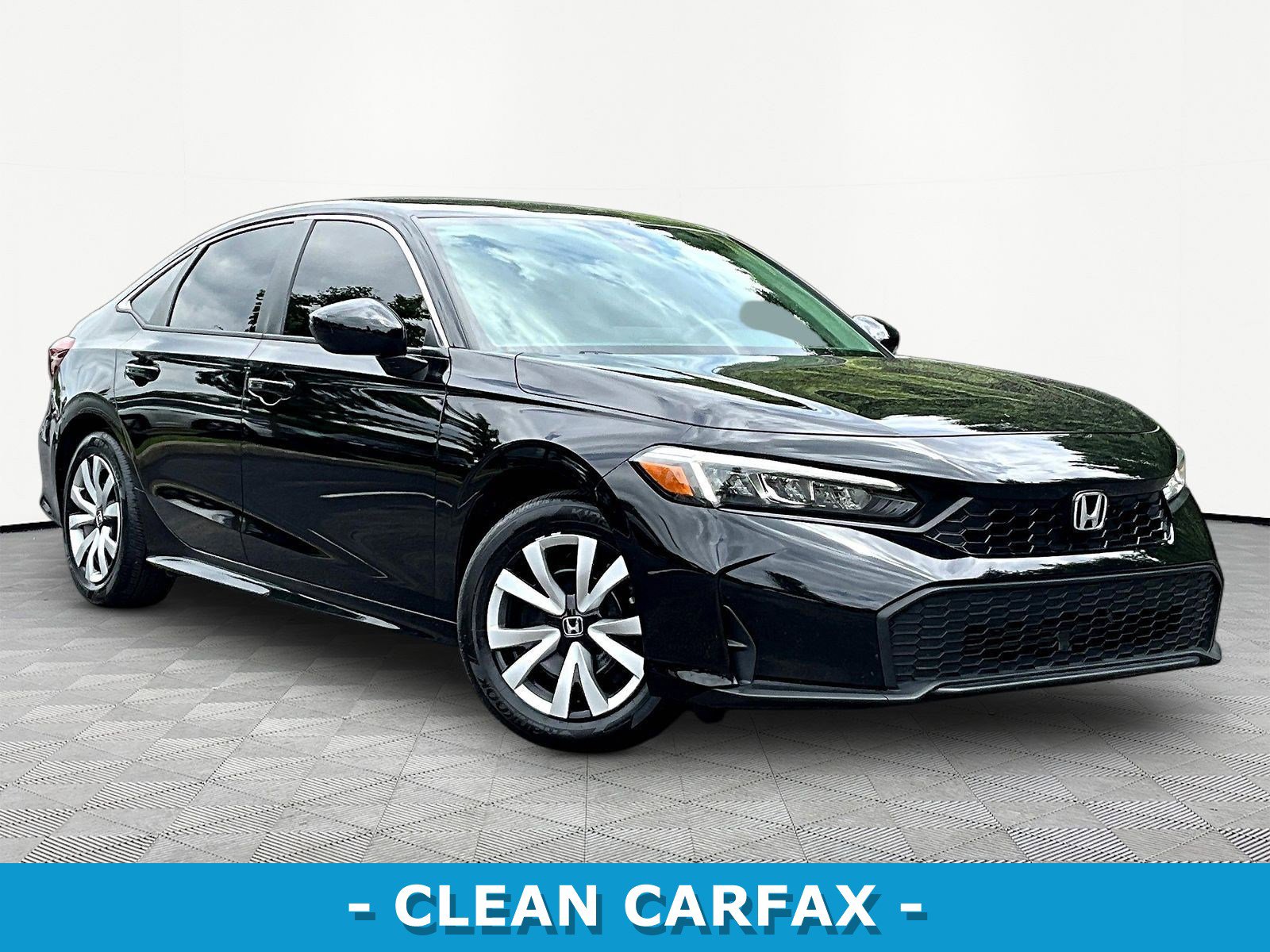 2025 Honda Civic LX | CarEdge | CarEdge