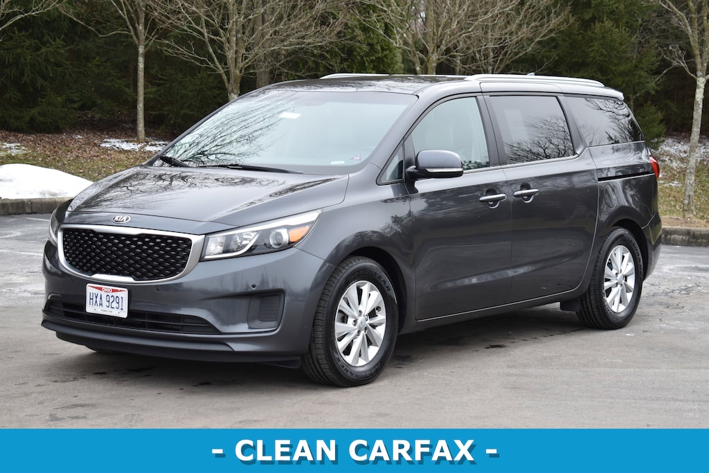 Used 2018 Kia Sedona LX Van Passenger Van