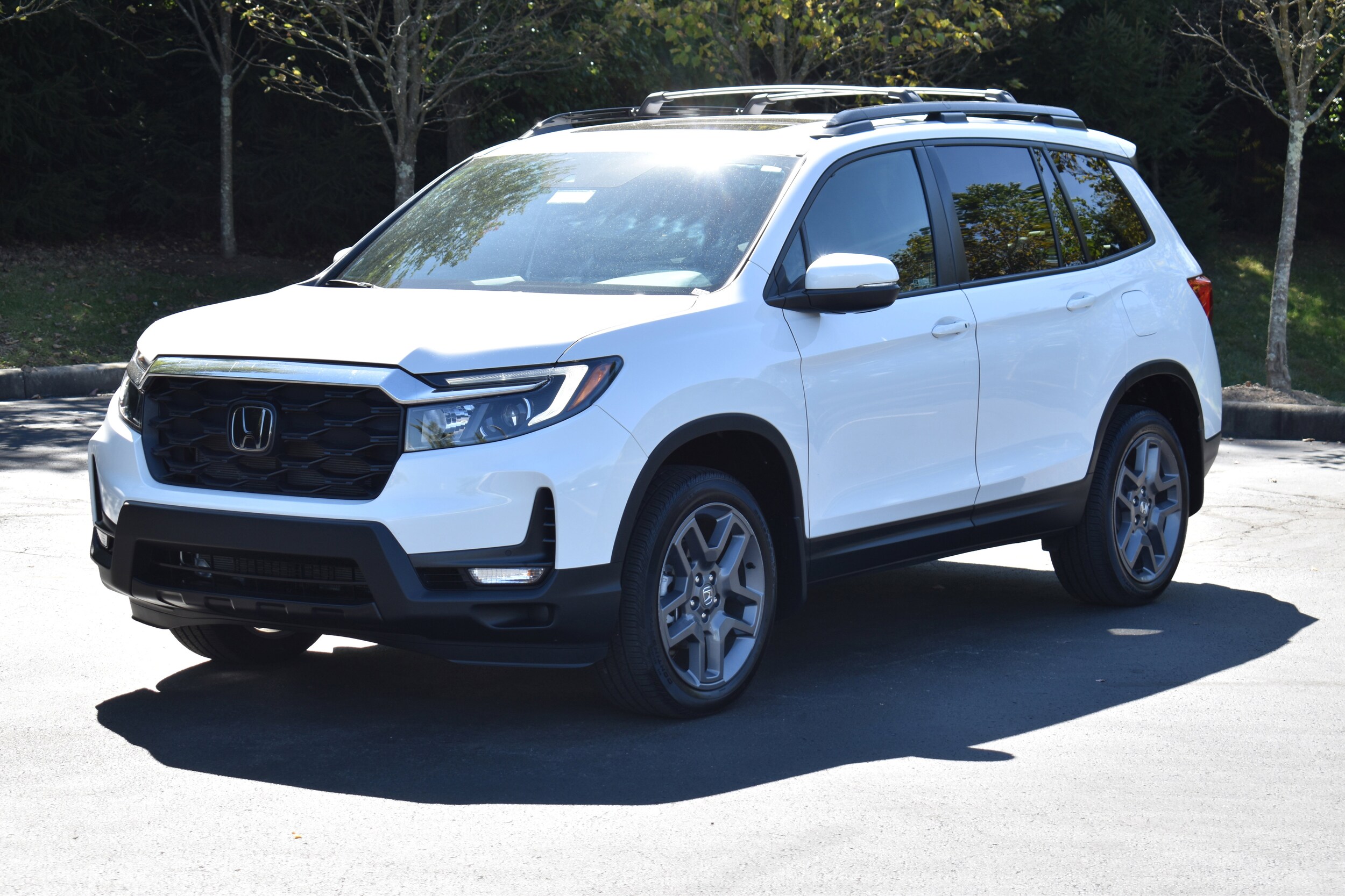 2023 Honda Passport EX-L photo 3