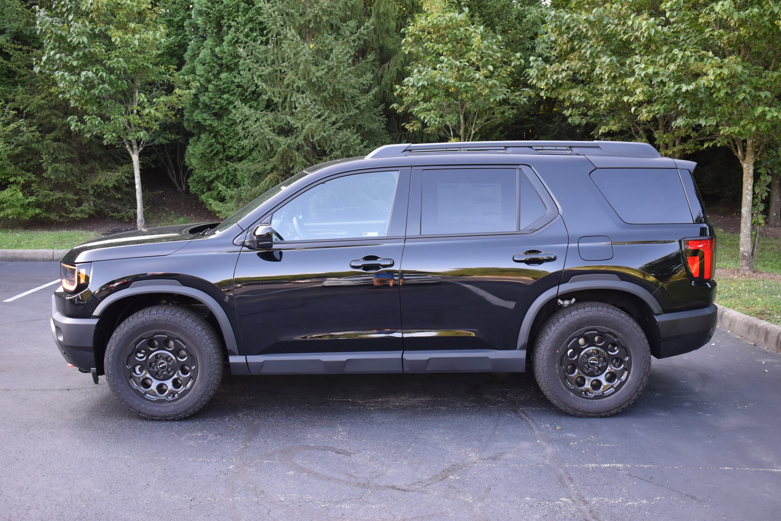 2026 Honda Passport TrailSport Elite photo 4