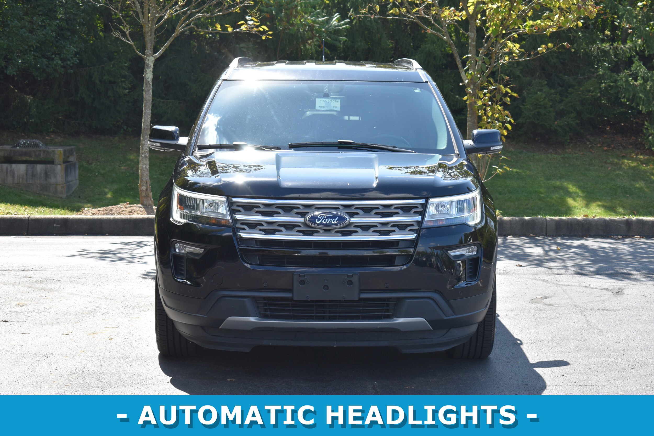 2018 Ford Explorer XLT photo 2